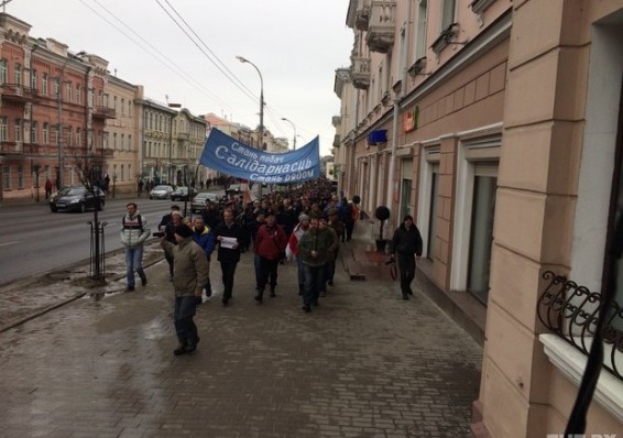В регионах Беларуси прошли акции против налога на тунеядство
