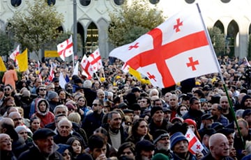 Грузинская оппозиция объявила о начале «мирной революции»