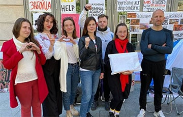 Белорусы Варшавы, голодавшие в знак протеста под зданием Еврокомиссии, получили ответ на петицию