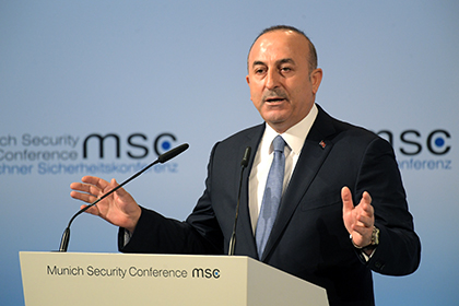 Глава турецкого МИД призвал Германию «научиться себя вести»
