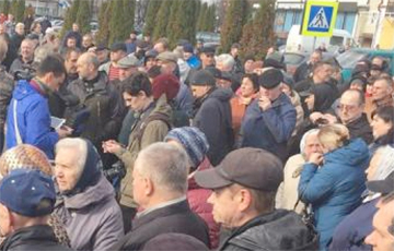 Голос народа в Пинске: «Пора за вилы браться!»