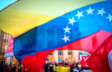 Reuters: США призывают к созданию переходного правительства в Венесуэле