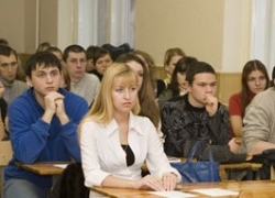 Эксперт по образованию: Многим белорусам дешевле учиться в Литве и Польше