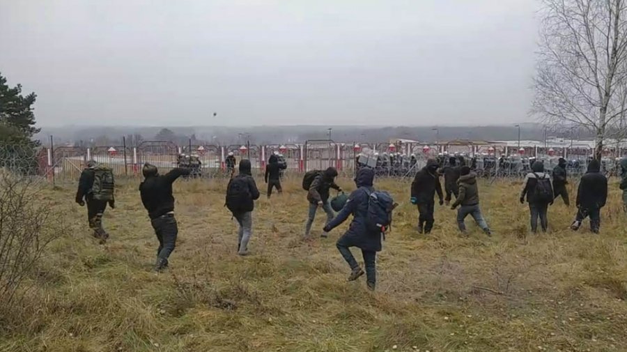 МИД Беларуси назвал польской провокацией сегодняшние столкновения на границе