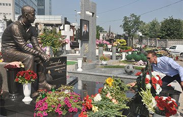 В Киеве установили памятник Валентину Белькевичу