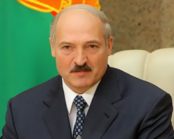 Лукашенко требует эффективного развития АПК, ЖКХ и строительства