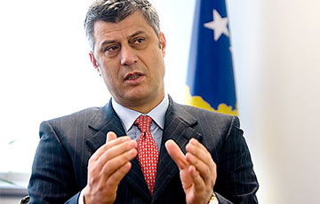Президент Косова подал в отставку после обвинения в военных преступлениях