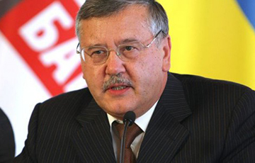 Гриценко потребовал отправить в отставку главу СБУ