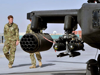 Принц Гарри стал пилотом вертолета в Афганистане