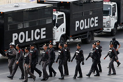 Для склонных к суициду тайских полицейских открыли телефон доверия