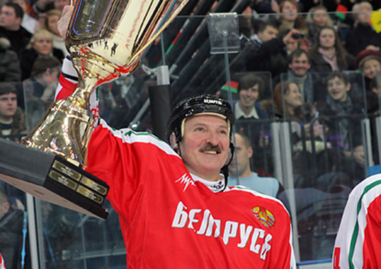 Александр Лукашенко пообещал привести ЧМ по хоккею в Беларусь