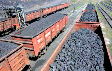 «Коммерсант»: Российский уголь идет в Украину через Беларусь