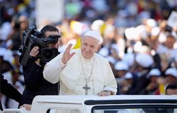 На мессу Папы римского в Арабских Эмиратах пришли 135 тысяч человек