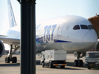 У нового Boeing 787 Dreamliner треснуло лобовое стекло