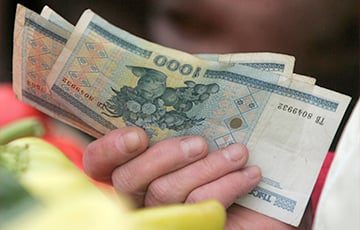 У белорусов осталось два месяца на обмен «старых» денег