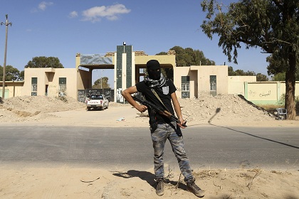 Количество жертв боев в Бенгази выросло до 79 человек