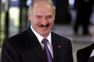 Лукашенко: Я уже президентства наелся…