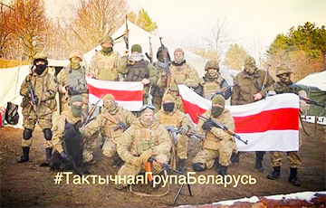 «Под бело-красно-белым флагом с мечтой увидеть Украину и Беларусь свободными»