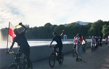В Минске велосипедисты устроили велопробег солидарности