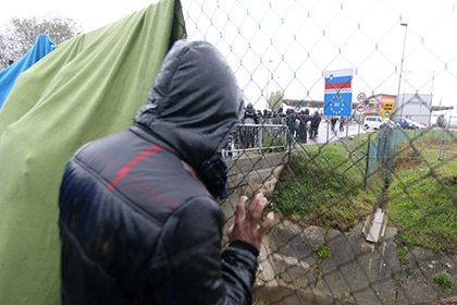 Словения отказалась пустить к себе более тысячи беженцев