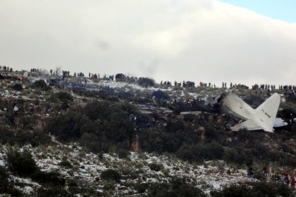 Алжир уточнил число погибших при крушении военно-транспортного самолета