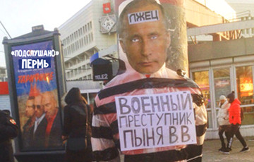 Стороннику Навального грозит до семи лет за установку чучела Путина в Перми