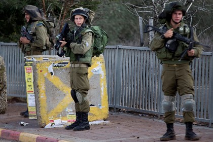Израильтянин наехал на палестинку ради предотвращения теракта