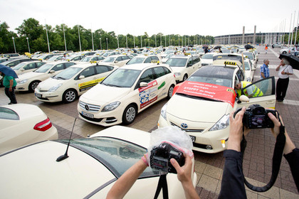 В Берлине запретили работу сервиса вызова такси Uber