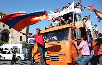 Радость революции: как бастовала Армения