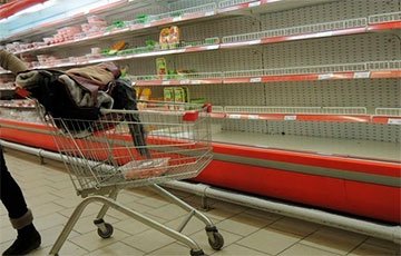 Валютный шок может оголить полки магазинов в Беларуси