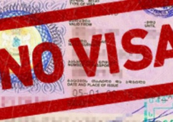 Европа приостанавливает прием документов на визы и закрывает границы