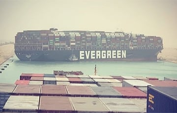 Остановивший мировую торговлю контейнеровоз Ever Given вновь пройдет по Суэцкому каналу