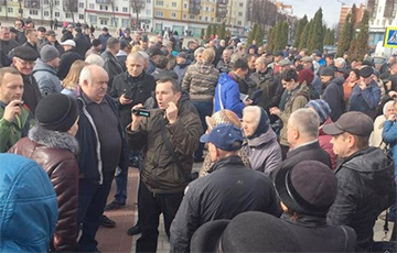 «Пора менять власть!»: Год назад больше тысячи человек вышли на протест в Пинске