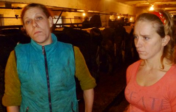 Доярки из Городокского района протестуют против закрытия фермы