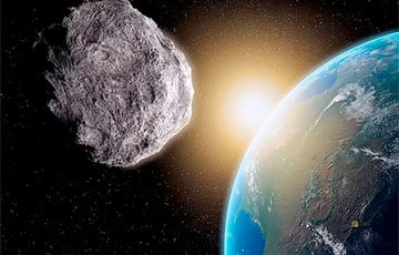 Астроном запечатлел пролетавший мимо Земли огромный астероид