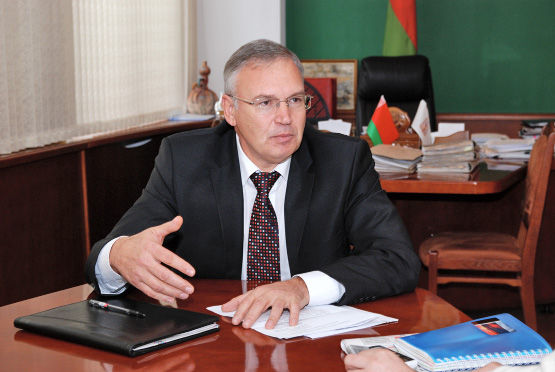 Следственный комитет подтвердил задержание экс-министра торговли Чеканова