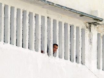 Куба амнистирует три тысячи заключенных