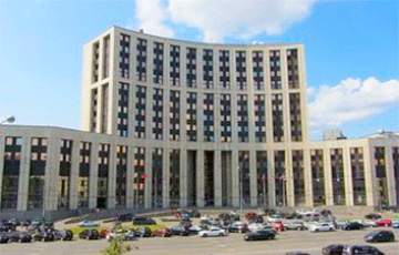 NYT: Банк РФ в Будапеште могут использовать для шпионажа