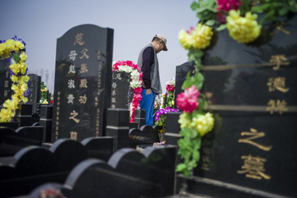 При попытке спасти 17-летнюю китаянку утонула семья из семи человек