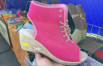 Фотофакт: «Чудо-босоножки» от лидской обувной фабрики