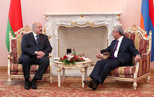 Лукашенко зазывает армянский бизнес в Минск