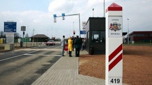 Латвия на 3 месяца ввела режим ЧС на границе с Беларусью из-за наплыва нелегалов