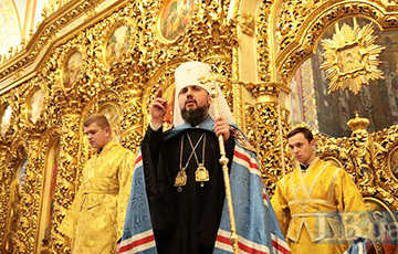 Томос об автокефалии внесли в собор Святой Софии в Киеве: прямая трансляция