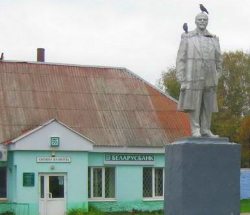 В Быхове снесли памятник Ленину