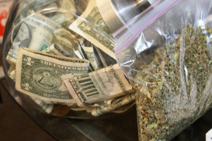 Доходы от продажи марихуаны в Колорадо превысили миллион долларов в первые сутки