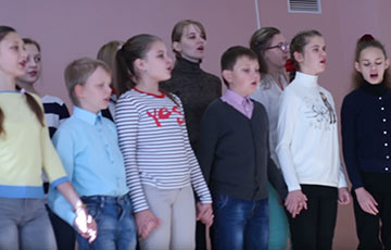 Белорусский детский хор исполнил легендарную песню Pink Floyd