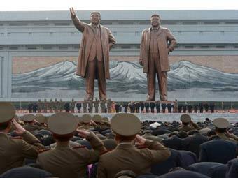 КНДР поймала уничтожавших статуи вождей "террористов"