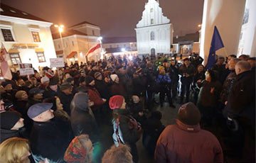 В Минске проходит акция «Вернуть власть народу» (Видео, онлайн)