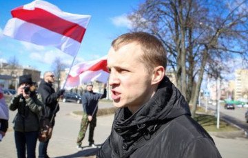 Дашкевич: Бело-красно-белый флаг – символ нашей победы, которую мы очень скоро увидим