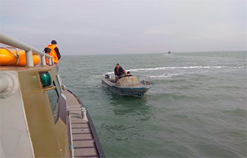 Задержанные россиянами в Азовском море украинские рыбаки вернулись на родину